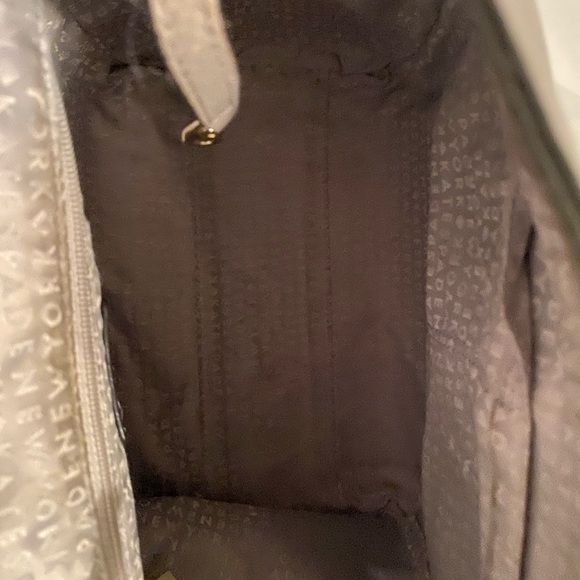 Kate Spade Hamilton Heights Cody, in hare grey, with tags. In good condition. - Picture 6 of 7